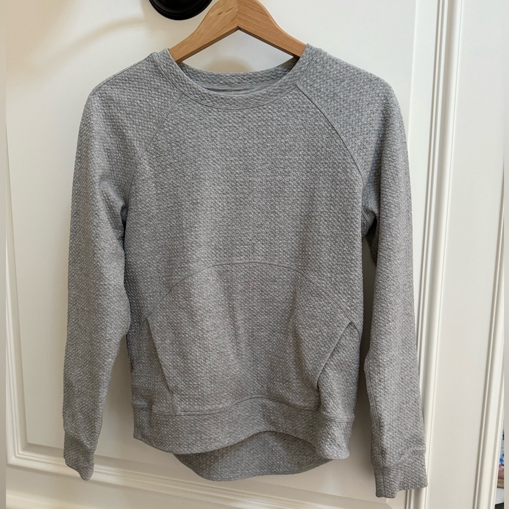 lululemon athletica Light Gray Textured Raglan Sweatshirt